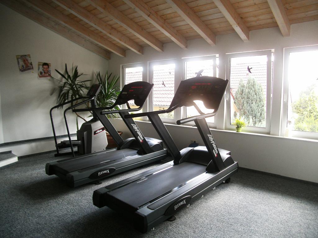 Pension Fitnessoase Eussenheim Ngoại thất bức ảnh